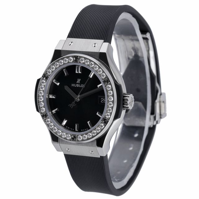 Hublot Classic Fusion 581.NX.1470.RX Image 2